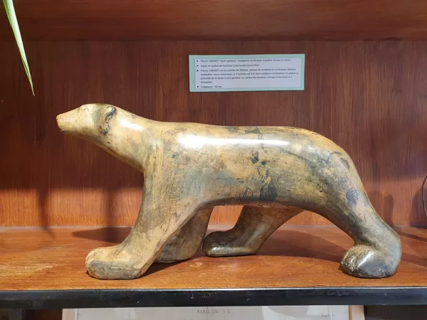 Ours en bronze Pierre CHENET à patine brune et verte long. 30cm, VENDU